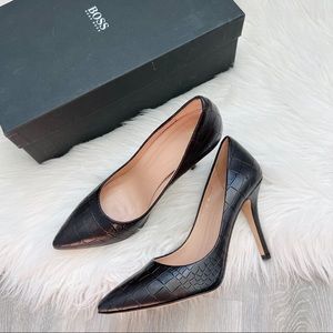 NWT Hugo Boss Pointed -Toe Court Shoes In Italian Leather
